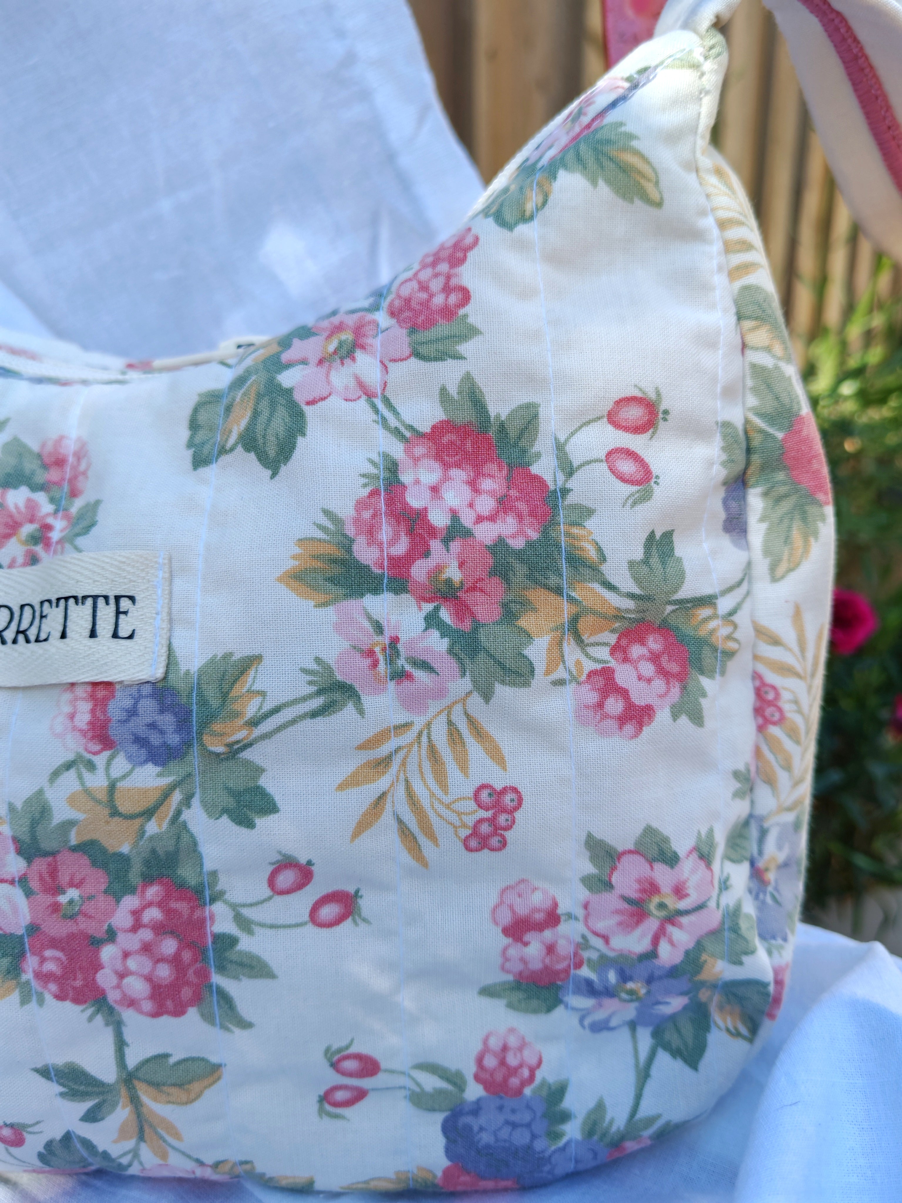 Sac Pivoine – Baies rouges