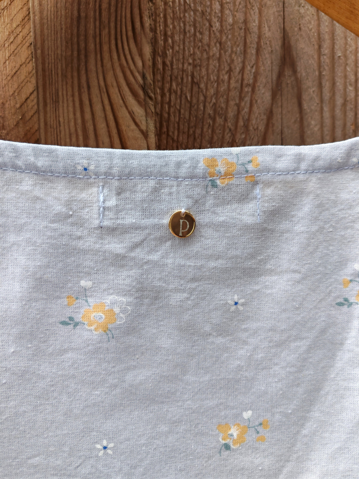 Blouse Cyclamen – Gris petites fleurs moutarde