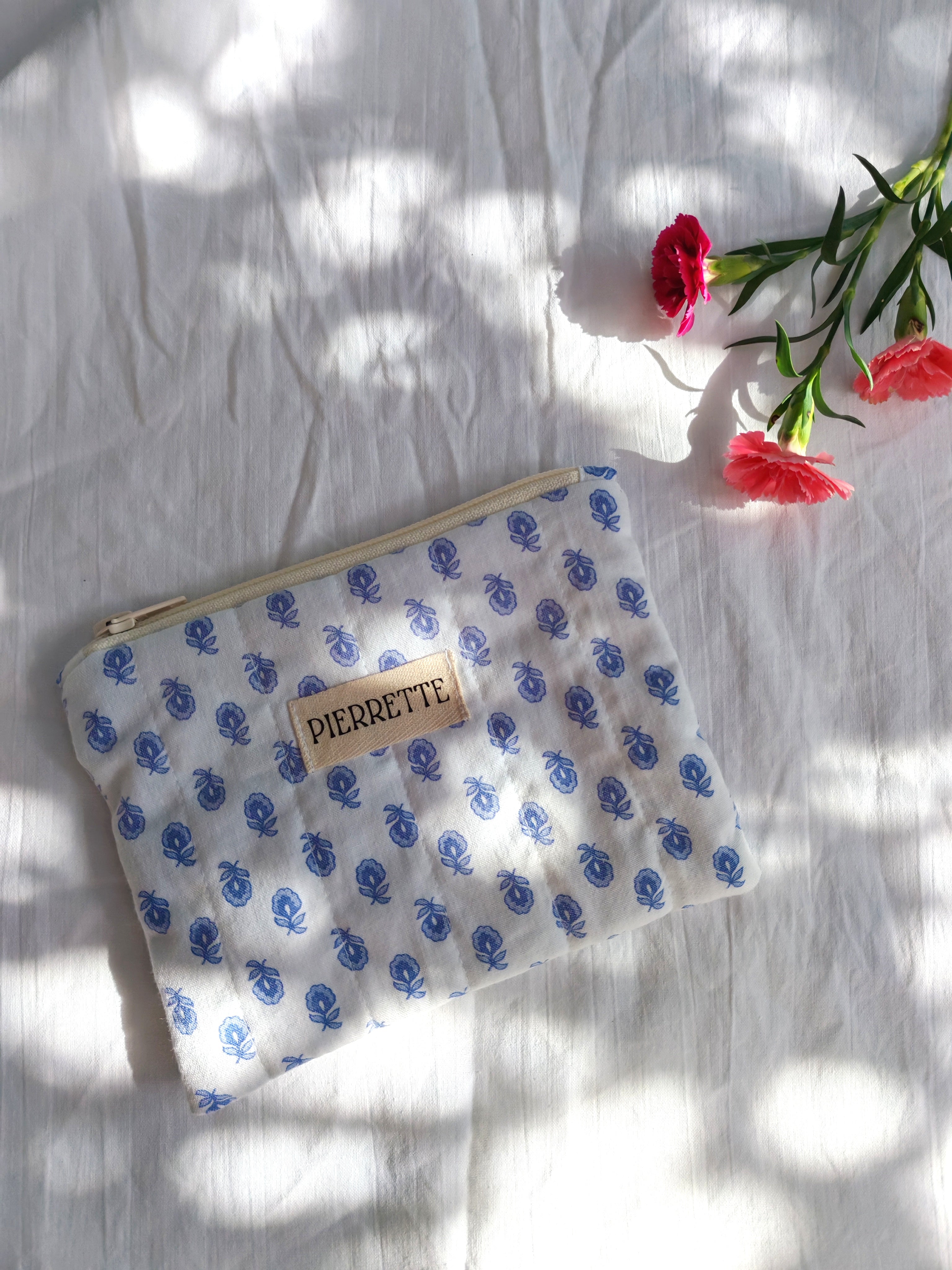 Mini Pochette – Petites fleurs bleues