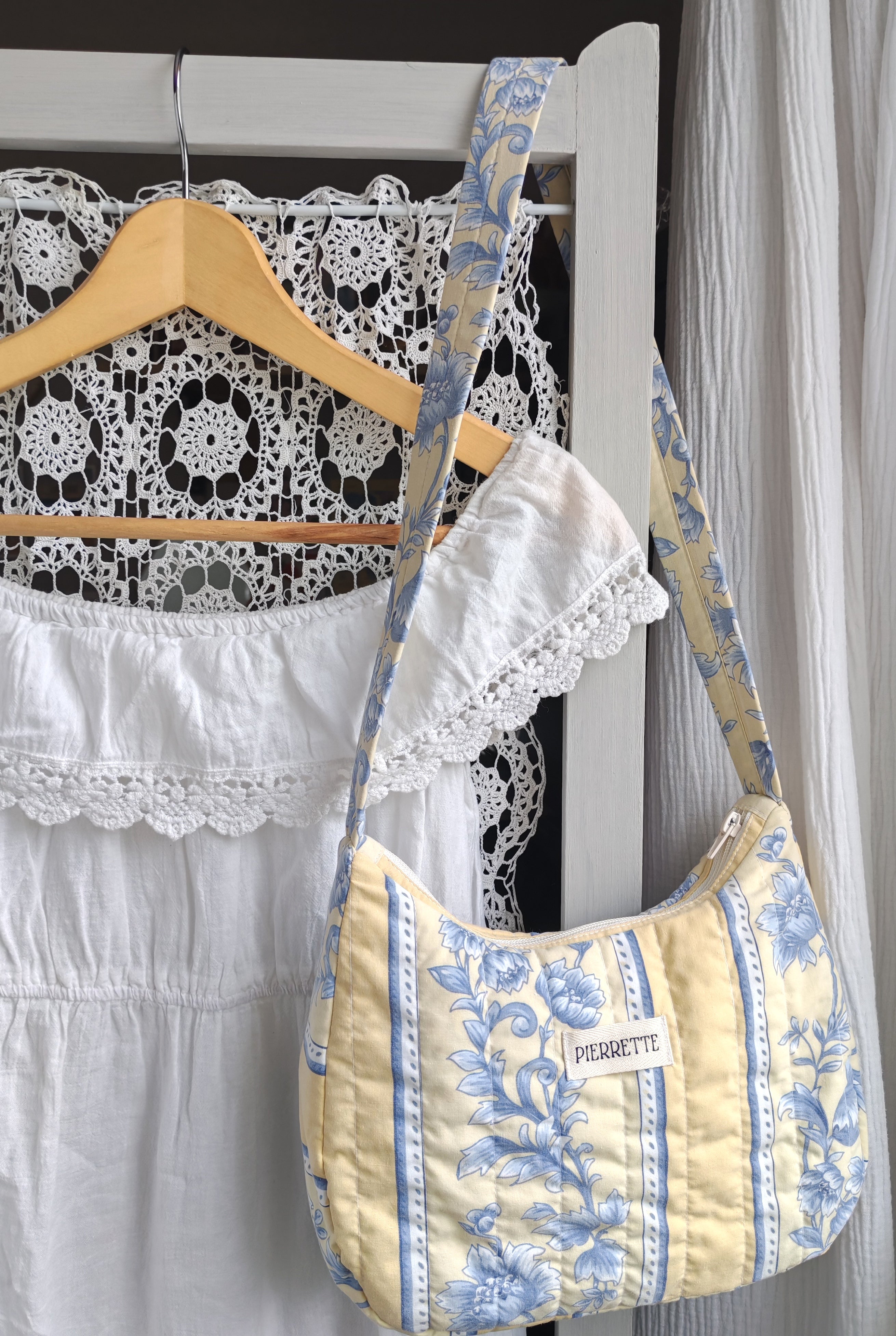 Sac Pivoine – Provençal jaune fleurs bleues
