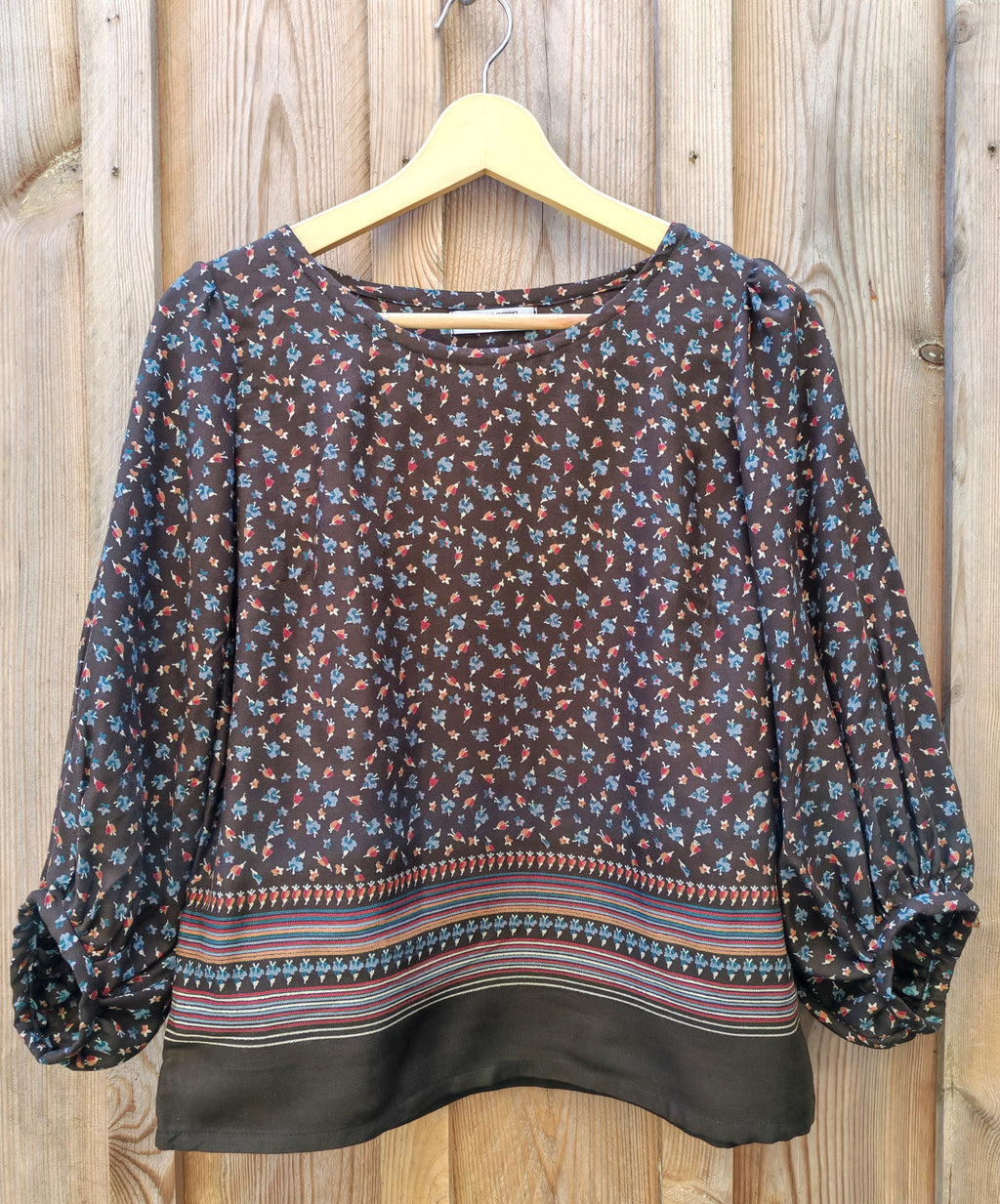 Blouse Cyclamen – Marron petites fleurs