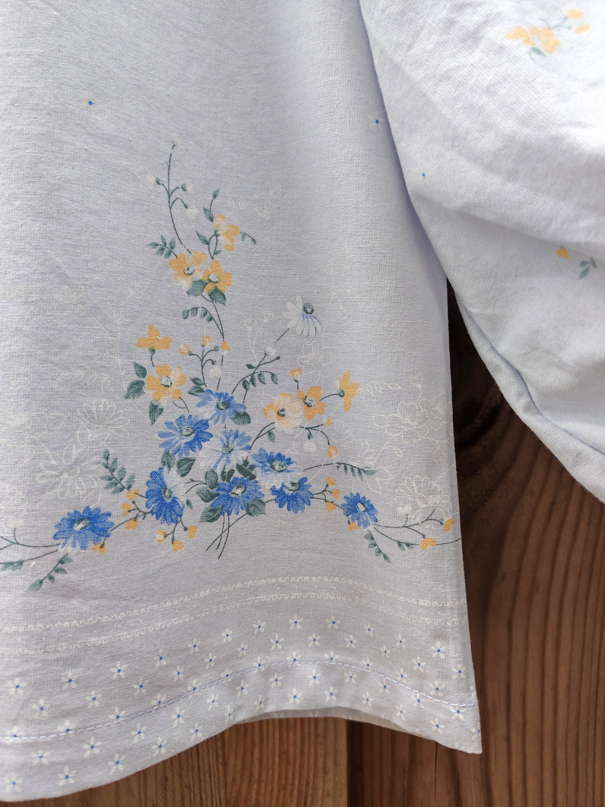 Blouse Cyclamen – Gris petites fleurs moutarde