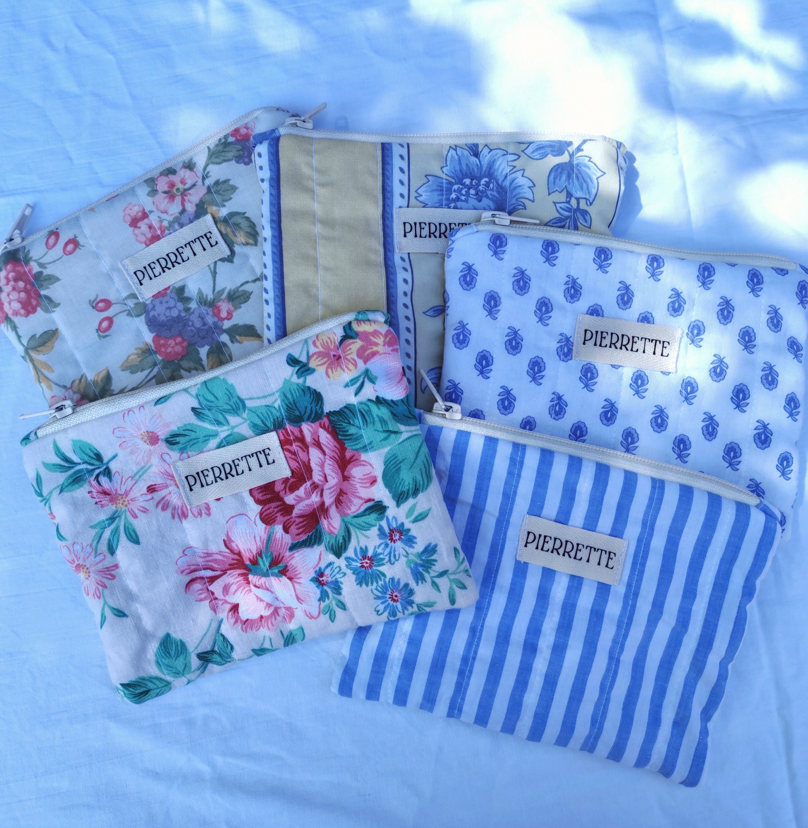 Mini Pochette – Petites fleurs bleues