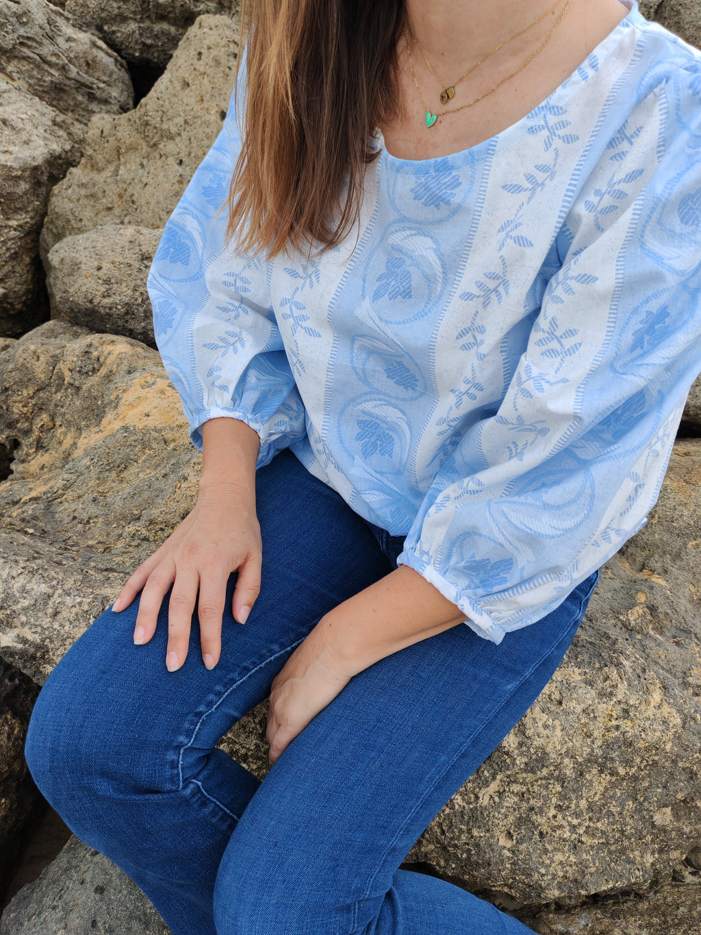 Blouse Cyclamen – Feuillage bleu et rayures